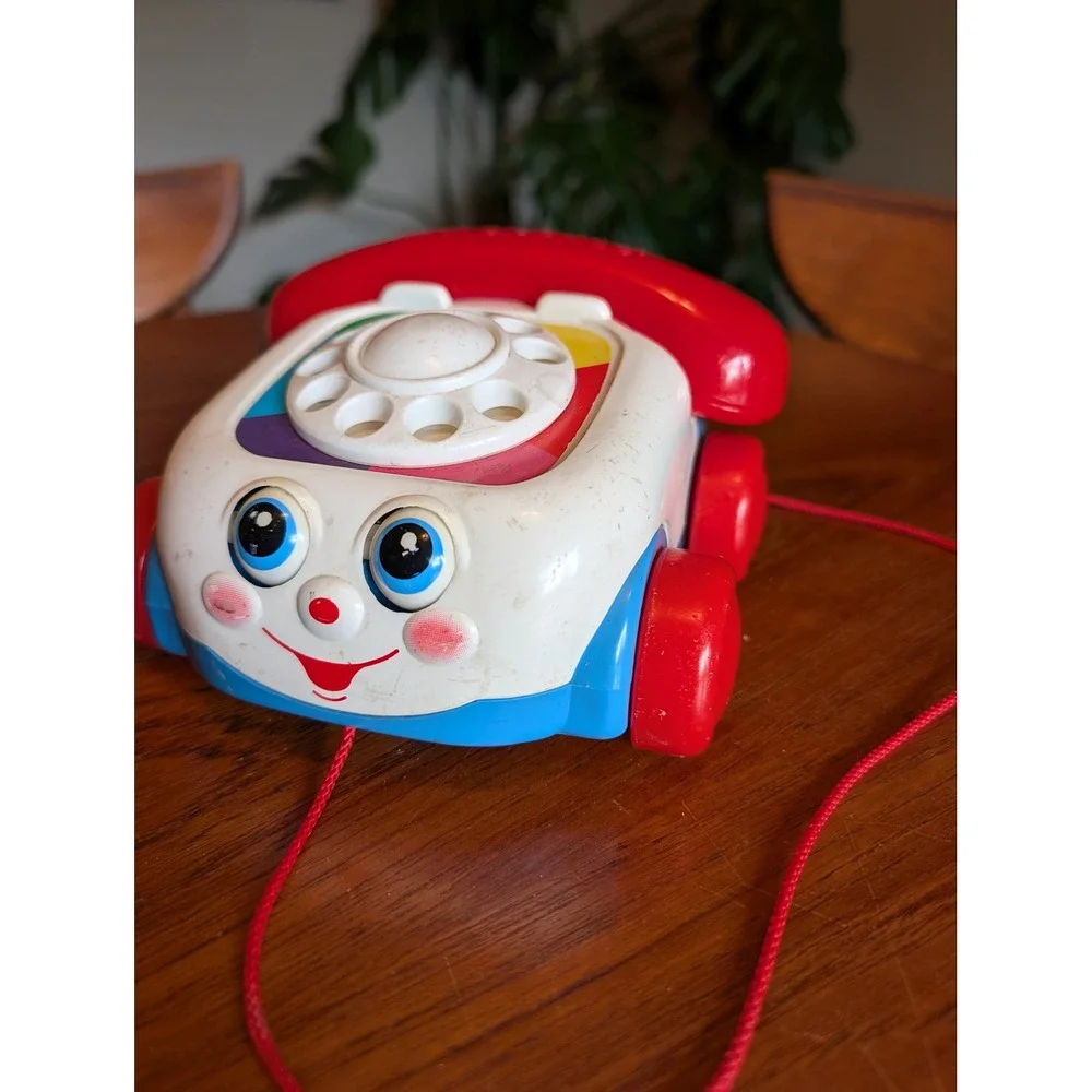 Vintage 1993 Fisher-Price Chatter Telephone‎ Pull Toy Rotary Dial Model 2251
